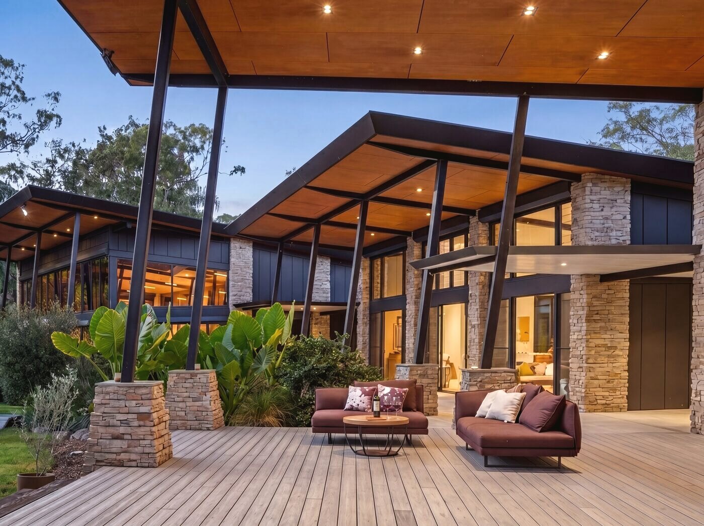 Alfresco beneath timber eaves